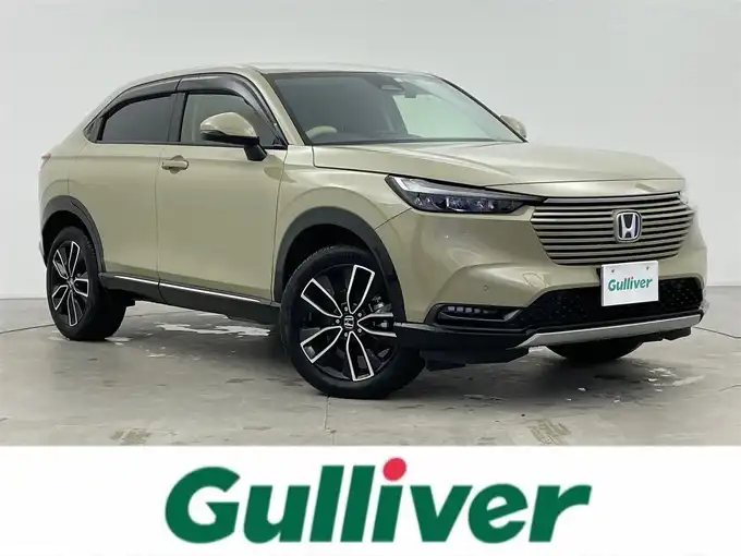 新着情報“ヴェゼルe:HEV Z”2023年式サンドカーキパール入荷しました！