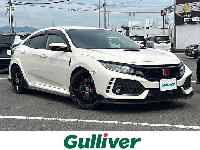 新着情報“シビックタイプR”2018年式白入荷しました！