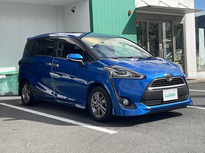 新着情報“シエンタG”2016年式コバルトブルーメタリック入荷しました！