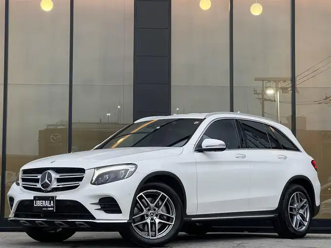 新着情報“ＧＬＣ２２０d 4マチックスポーツ”2017年式ポーラホワイト入荷しました！