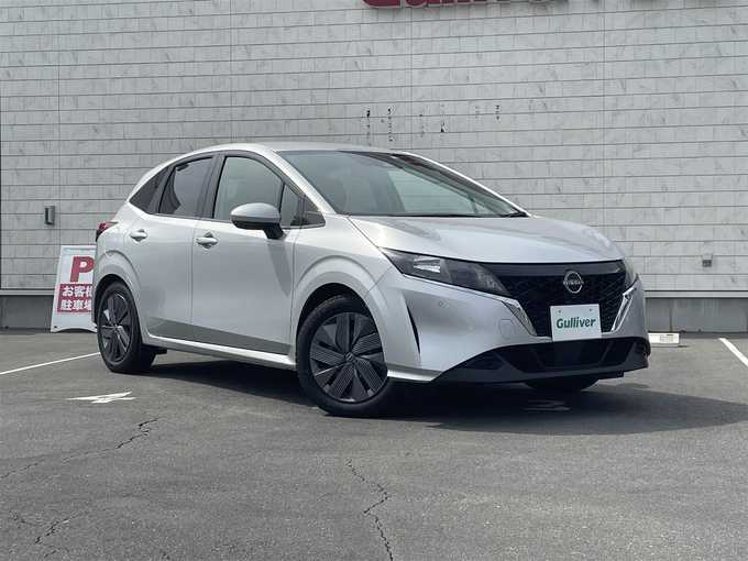 新着情報“ノートX FOUR”2023年式ブリリアントシルバー入荷しました！