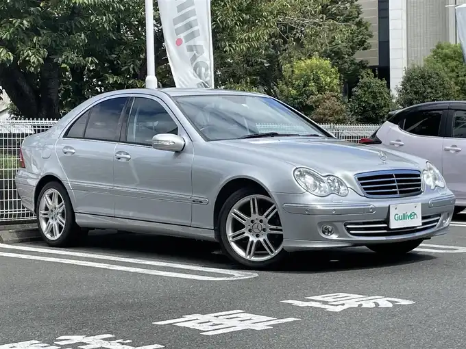 新着情報“Ｃ２３０アバンギャルド”2007年式シルバー入荷しました！