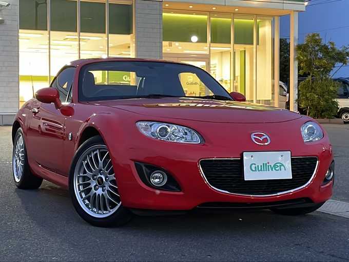 新着情報“ロードスターVS RHT”2009年式トゥルーレッド入荷しました！