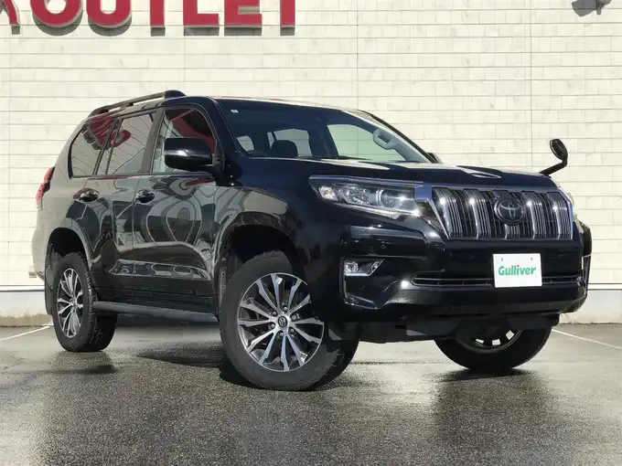 新着情報“ランドクルーザープラドTX Lパッケージ”2018年式アティチュードブラックマイカ入荷しました！