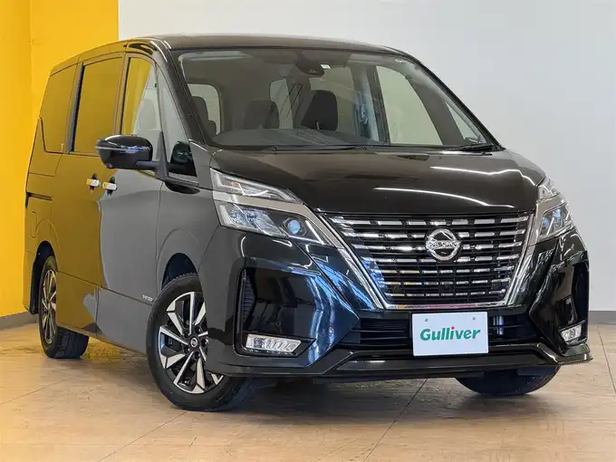 新着情報“セレナハイウェイスター”2020年式ダイヤモンドブラック入荷しました！