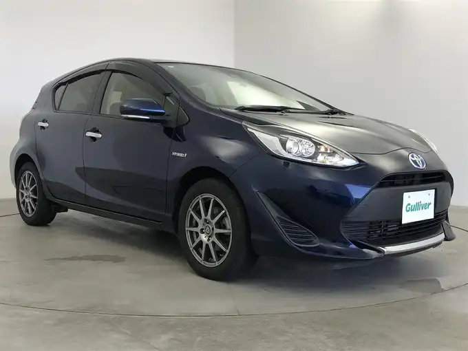 新着情報“アクアSスタイルブラック”2020年式ダークブルーマイカ入荷しました！