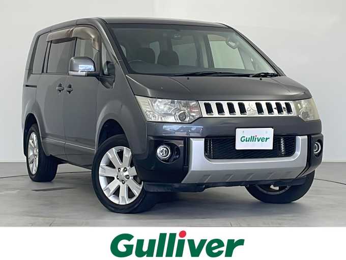 新着情報“デリカＤ：５G パワーパッケージ”2013年式アイガーグレーM/ダイヤモンドブラックマイカ入荷しました！