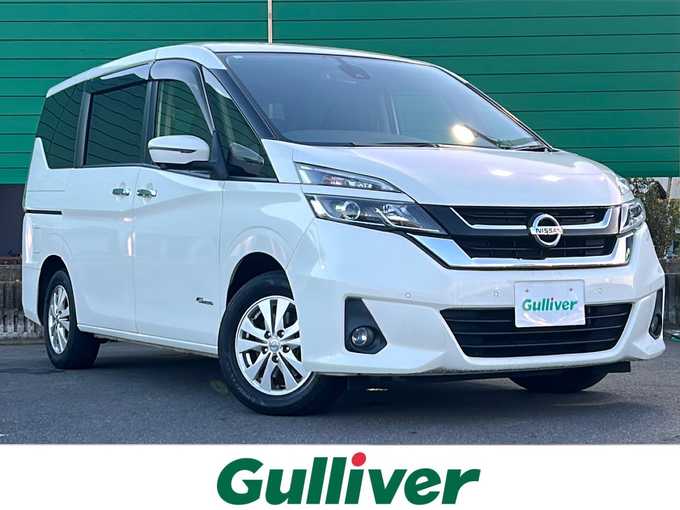 新着情報“セレナG”2016年式ブリリアントホワイトパール入荷しました！