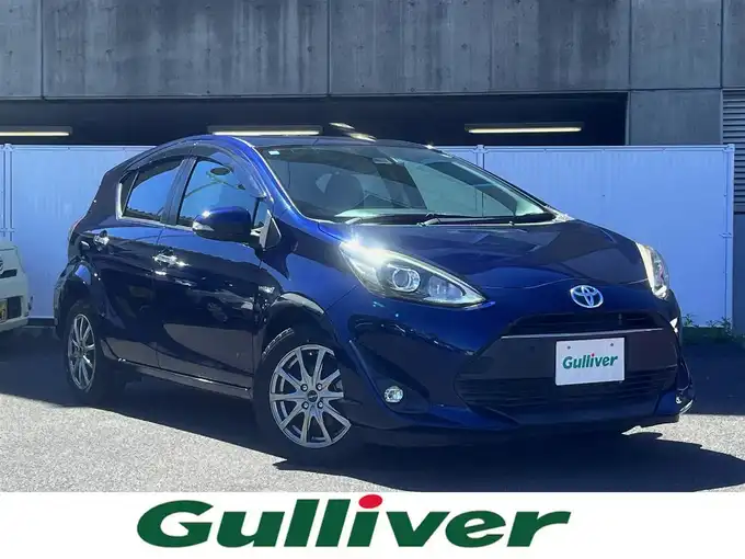 新着情報“アクアSスタイルブラック”2019年式ダークブルーマイカ入荷しました！