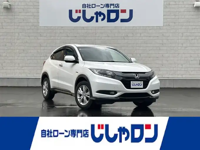 新着情報“ヴェゼルハイブリッドX”2014年式ホワイトオーキッドパール入荷しました！