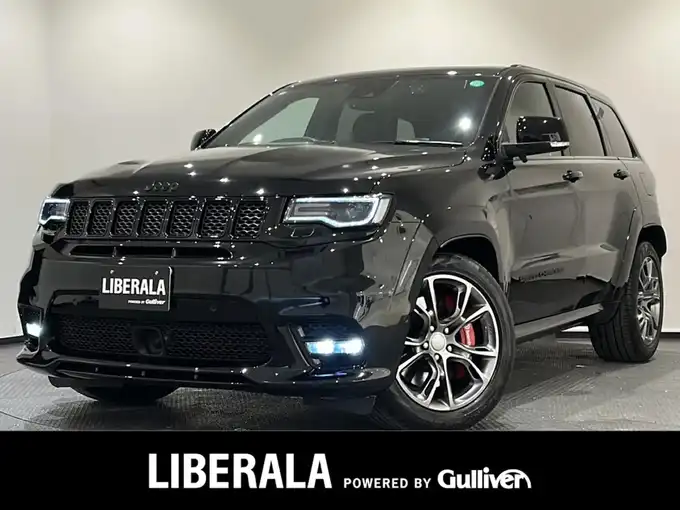 新着情報“ジープ・グランドチェロキーSRT8”2018年式ダイヤモンドブラッククリスタル入荷しました！