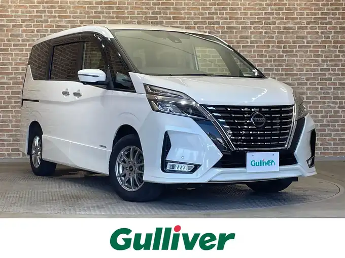 新着情報“セレナハイウェイスターV”2020年式ブリリアントホワイトパール入荷しました！
