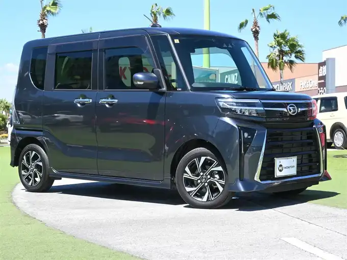 新着情報“タントカスタムX”2023年式クロムグレーメタリック入荷しました！