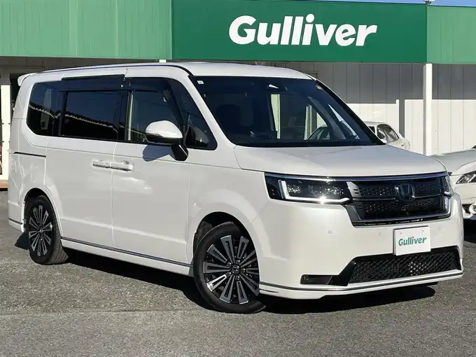 新着情報“ステップワゴンe:HEVスパーダ プレミアムライン”2023年式プラチナホワイトパール入荷しました！