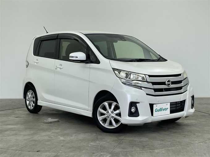 新着情報“デイズハイウェイスター X”2018年式ホワイトパール入荷しました！