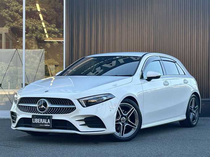 新着情報“ＡクラスA200d AMGライン”2022年式ポーラホワイト入荷しました！