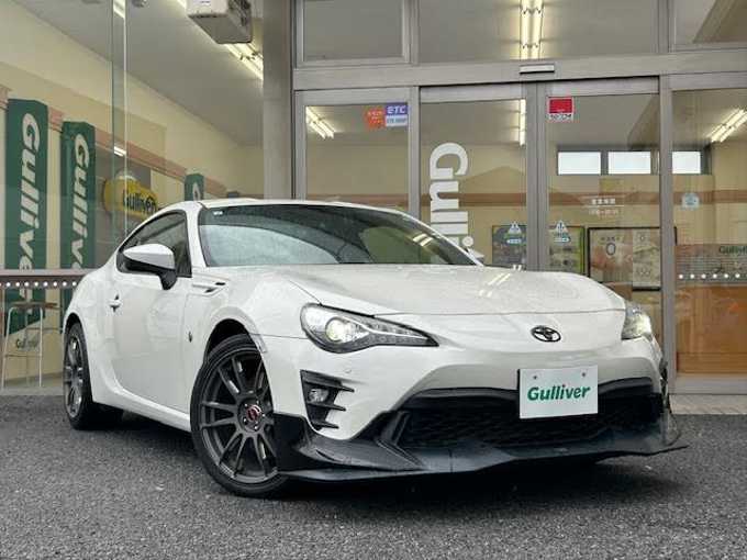 新着情報“８６GT”2021年式クリスタルホワイトパール入荷しました！