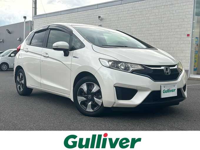 新着情報“フィットハイブリッドハイブリッド・Lパッケージ”2017年式プレミアムホワイトパールⅡ入荷しました！