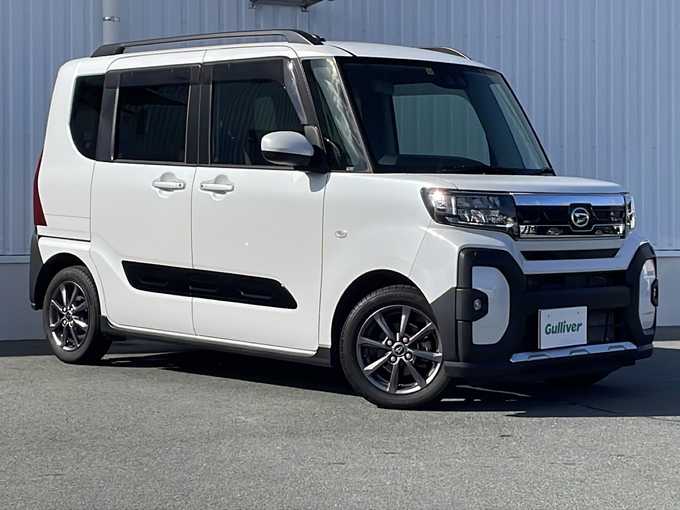 新着情報“タントファンクロス”2022年式シャイニングホワイトパール入荷しました！