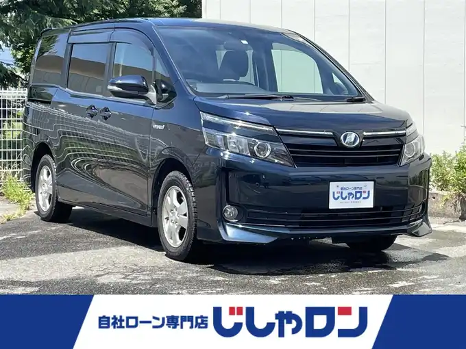 新着情報“ヴォクシーハイブリッドV”2014年式ブラッキッシュアゲハガラスフレーク入荷しました！