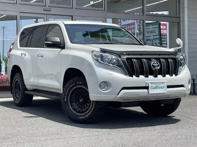 新着情報“ランドクルーザープラドTX Lパッケージ”2016年式ホワイトパールクリスタルシャイン入荷しました！