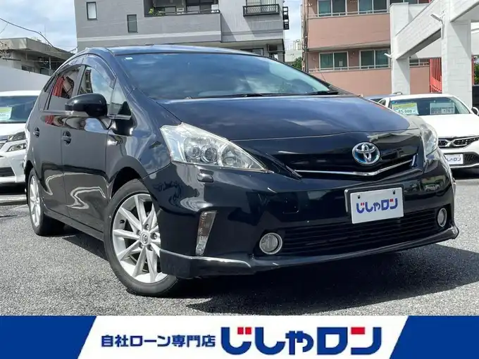 新着情報“プリウスαGツーリングセレクション・スカイライトパッケージ”2012年式ブラック入荷しました！
