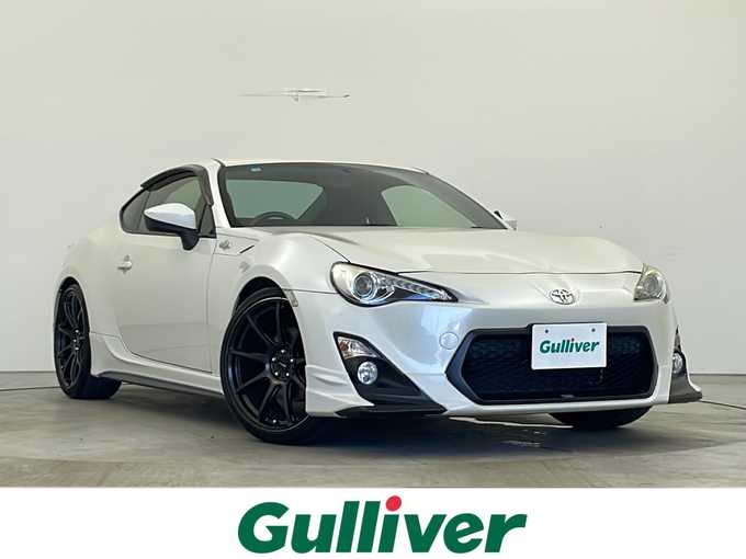 新着情報“８６GT”2014年式サテンホワイトパール入荷しました！