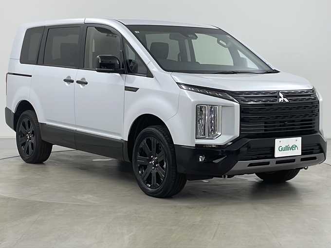 新着情報“デリカＤ：５シャモニー（電動サイドステップ非装着車）”2025年式白Ⅱ入荷しました！