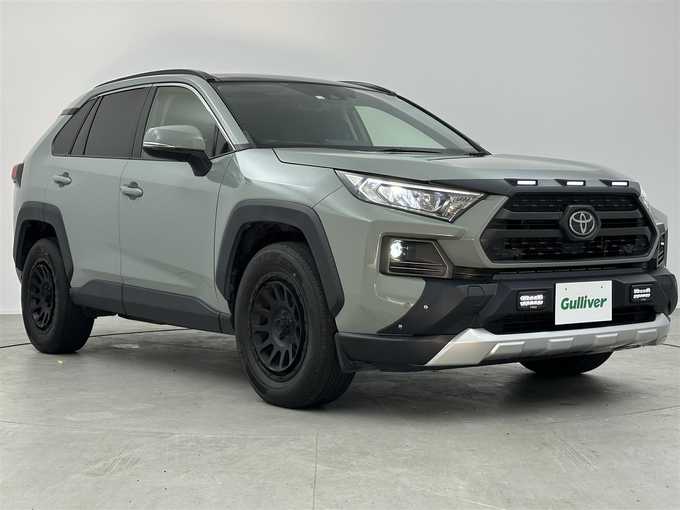 新着情報“ＲＡＶ４アドベンチャー”2020年式アーバンカーキ入荷しました！