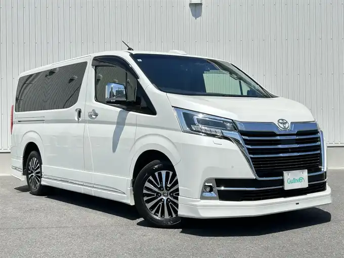 新着情報“グランエースプレミアム”2020年式ホワイトパールクリスタルシャイン入荷しました！