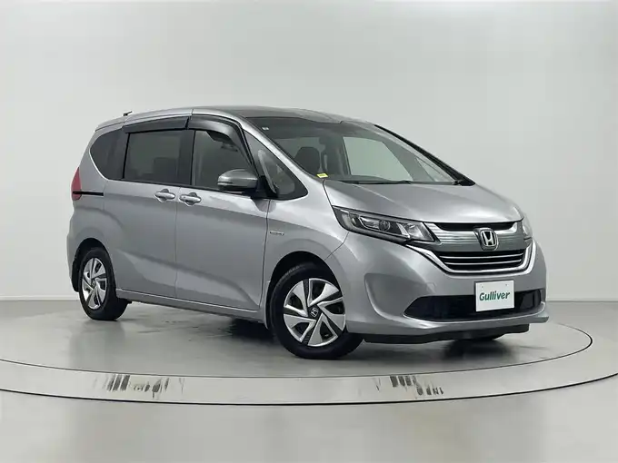 新着情報“フリード＋ハイブリッドハイブリッドG・ホンダセンシング”2019年式ルナシルバーM入荷しました！