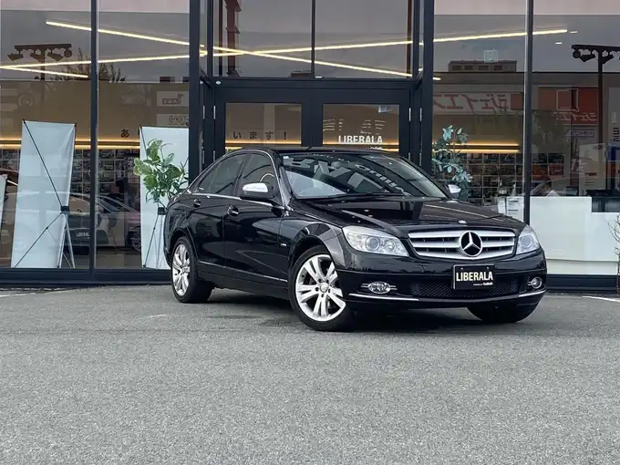 新着情報“ＣクラスC250アバンギャルド”2008年式オブシディアンブラック入荷しました！