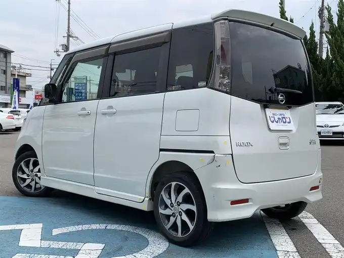 車両画像03