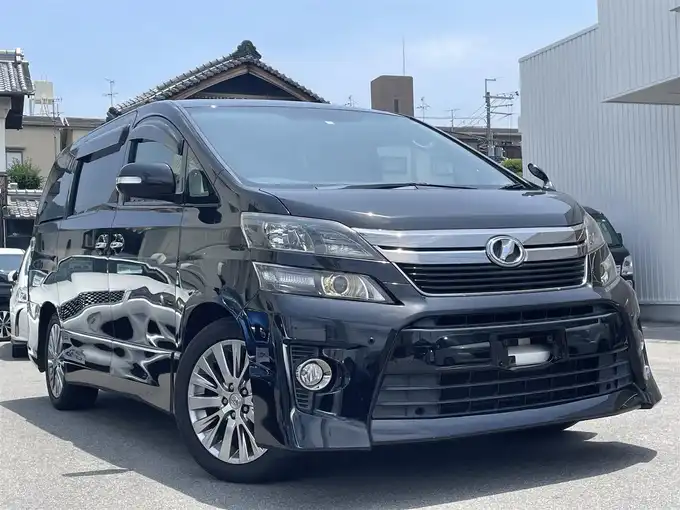 新着情報“ヴェルファイア2．4Z ゴールデンアイズⅡ”2014年式ブラック入荷しました！