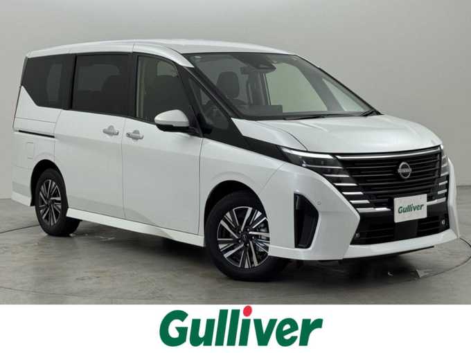 新着情報“セレナe－パワー ハイウェイスターV”2025年式プリズムホワイト入荷しました！