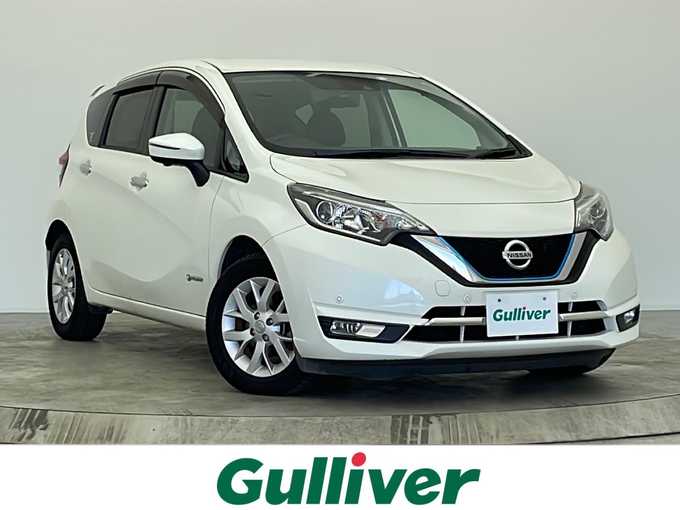 新着情報“ノートe－パワー メダリスト”2018年式ブリリアントホワイトパール入荷しました！