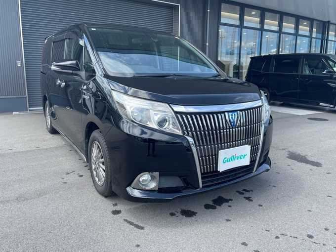 新着情報“エスクァイアハイブリッドGi”2015年式ブラック入荷しました！