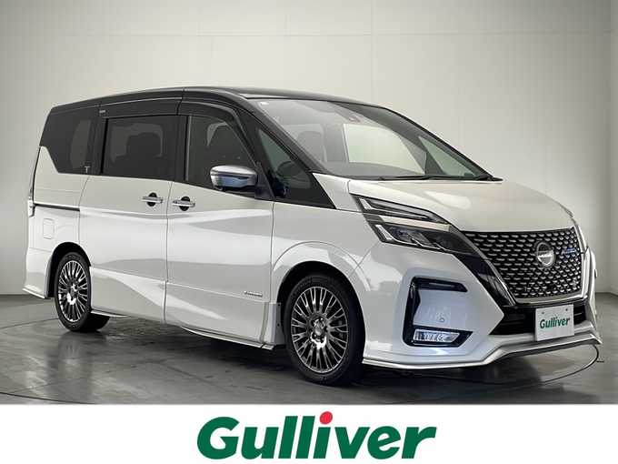 新着情報“セレナオーテック スポーツスペック”2020年式ブリリアントホワイトパール 2トーン入荷しました！
