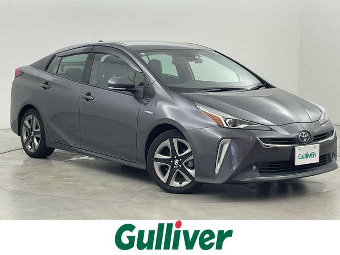 新着情報“プリウスAツーリングセレクション”2020年式グレーメタリック入荷しました！