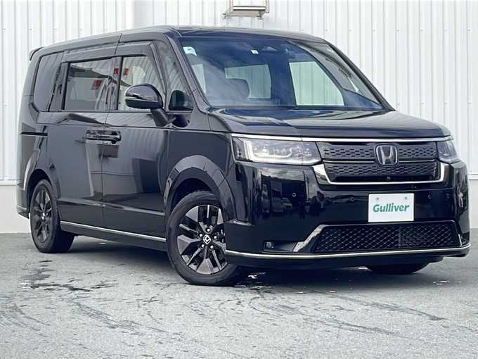 新着情報“ステップワゴンe:HEVスパーダ”2022年式クリスタルブラックパール入荷しました！