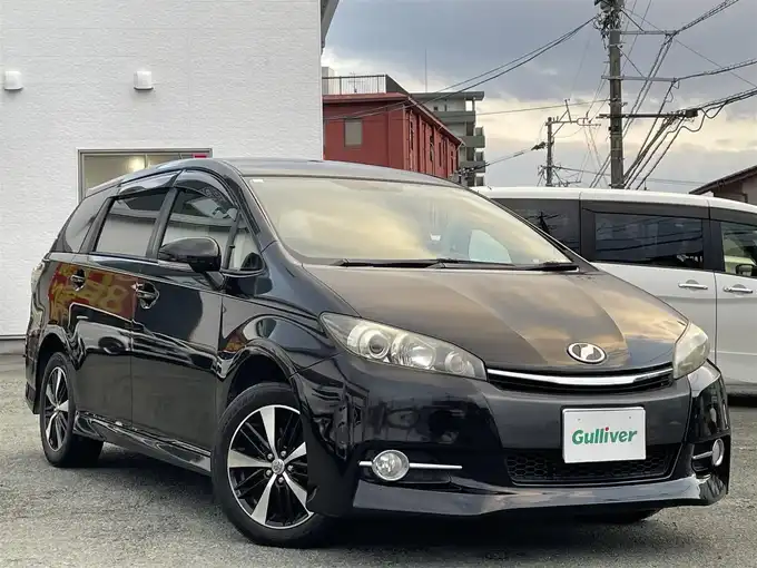 新着情報“ウィッシュ1．8S”2013年式ブラック入荷しました！