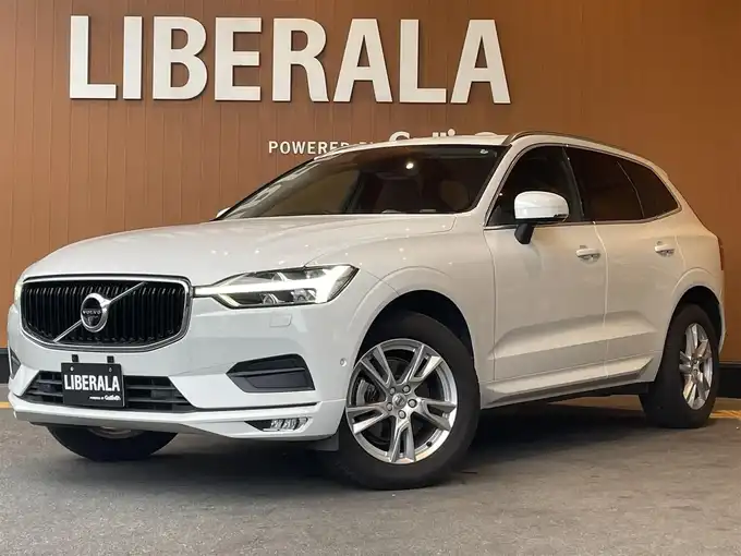 新着情報“ＸＣ６０D4 AWD モーメンタム”2018年式クリスタルホワイトP入荷しました！