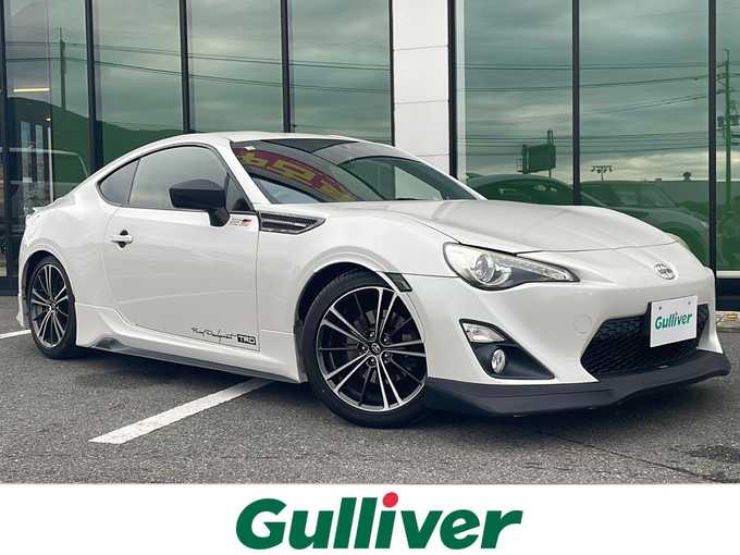新着情報“８６GT”2012年式サテンホワイトパール入荷しました！