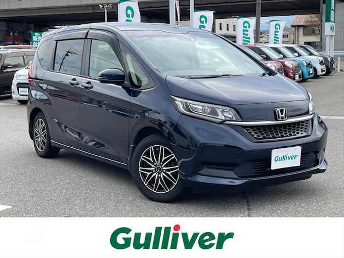 新着情報“フリードG・ホンダセンシング”2019年式紺入荷しました！