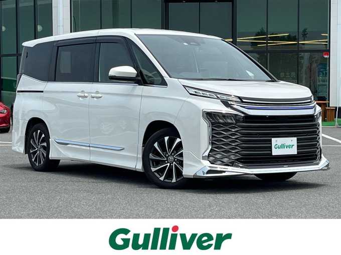 新着情報“ヴォクシーハイブリッドS－Z”2022年式ホワイトパールクリスタルシャイン入荷しました！