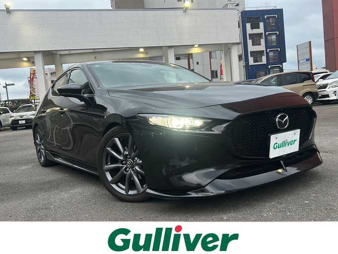 新着情報“ＭＡＺＤＡ３ファストバックXDバーガンディ セレクション”2019年式ジェットブラックマイカ入荷しました！