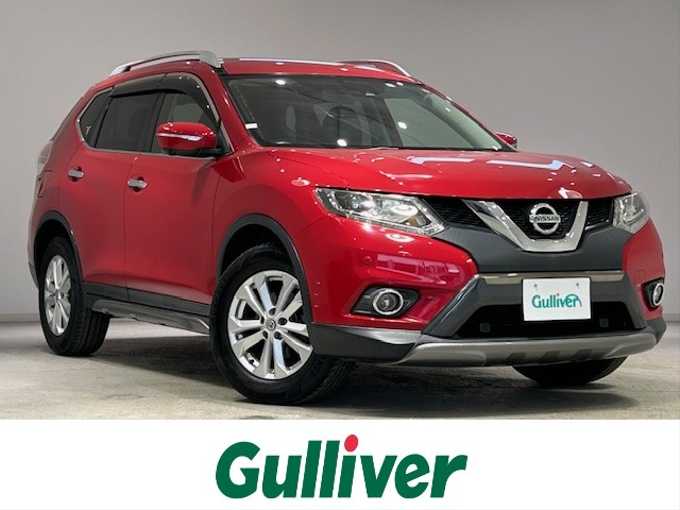 新着情報“エクストレイル20Xt エマージェンシーブレーキパッケージ”2015年式バーニングレッド入荷しました！