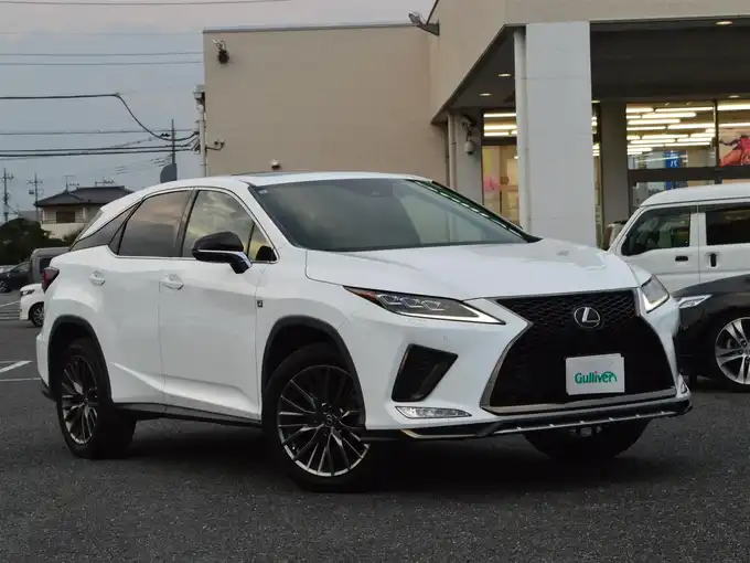 新着情報“ＲＸRX300 Fスポーツ”2021年式ホワイトノーヴァガラスフレーク入荷しました！