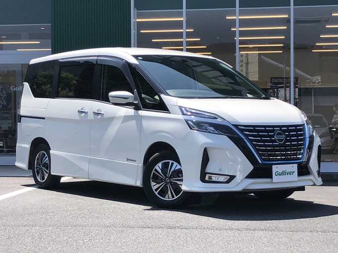 新着情報“セレナe－パワー ハイウェイスターV”2021年式ブリリアントホワイトパール入荷しました！