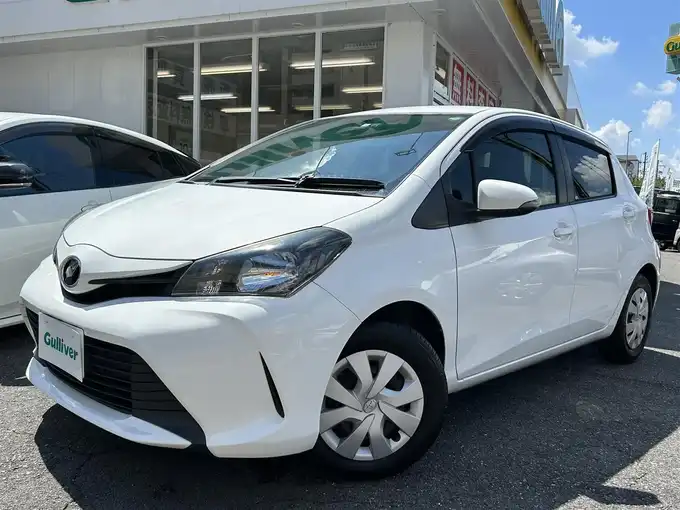 新着情報“ヴィッツF”2016年式スーパーホワイトⅡ入荷しました！